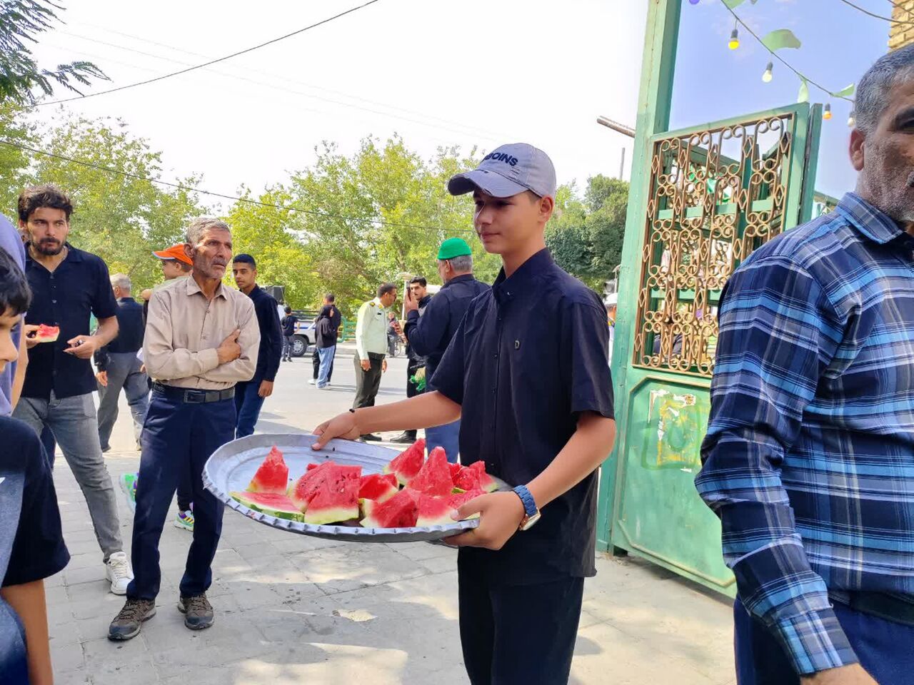 حرکت‌های خودجوش مردمی، رساناترین رسانه در مقابل هجمه‌های ضدِ فرهنگی است