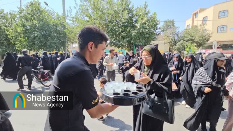 شور و نوای اربعین در شهرهای اصفهان/دلهای عاشق به کربلا رسید