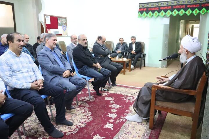 آزادگان گنجینه‌ای ارزشمند برای جامعه‌اند که هویتشان را معامله نکردند