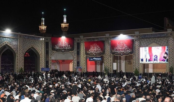شام اربعین حسینی در حرم مطهر رضوی؛ میزبانی از زائران غیرایرانی