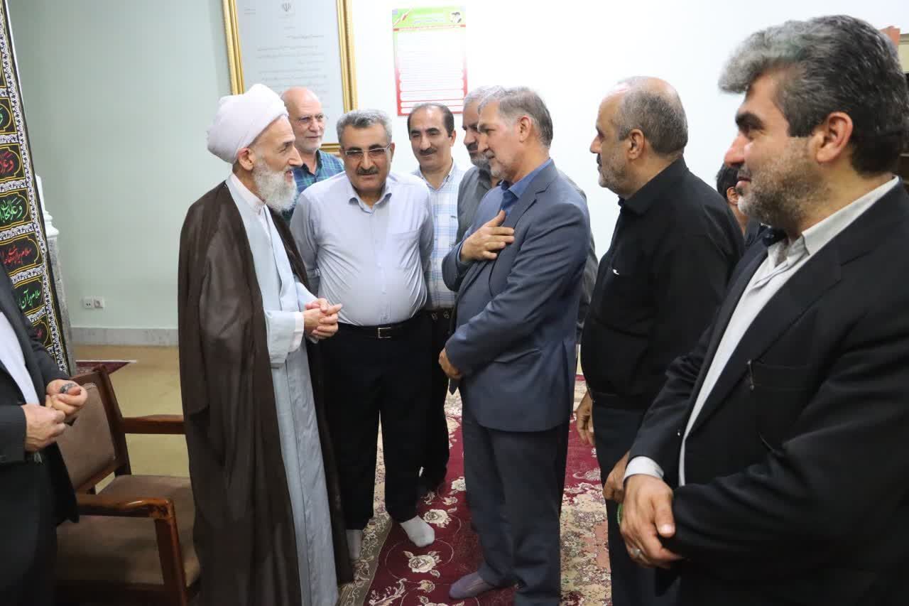 آزادگان گنجینهای ارزشمند برای جامعهاند که هویتشان را معامله نکردند