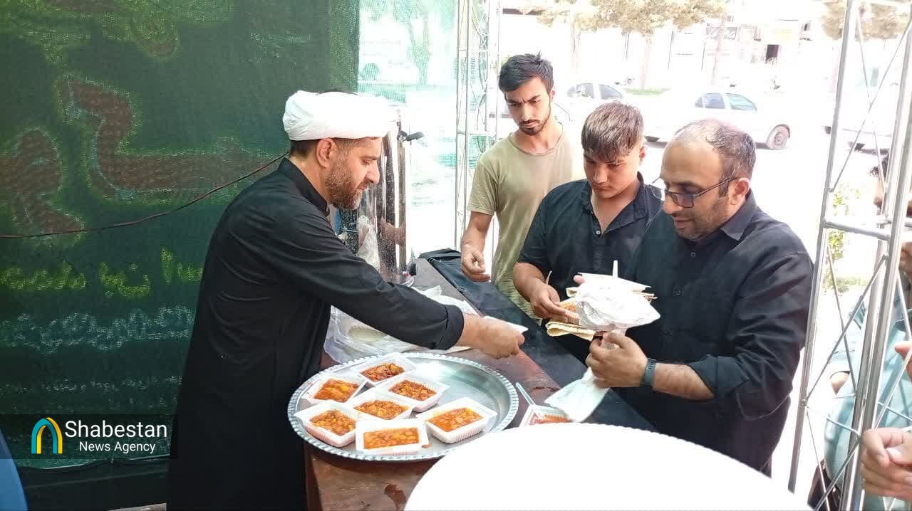 بچههای مسجد؛ آغازگران بیادعای اربعین، ایستاده تا آخرین سلام بر حسین(ع)