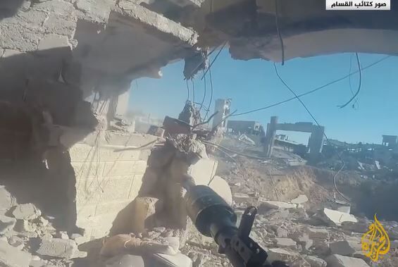 با ادامه جنگ علیه غزه / گردان‌های قسام به صهیونیست‌ها ضربه می‌زنند