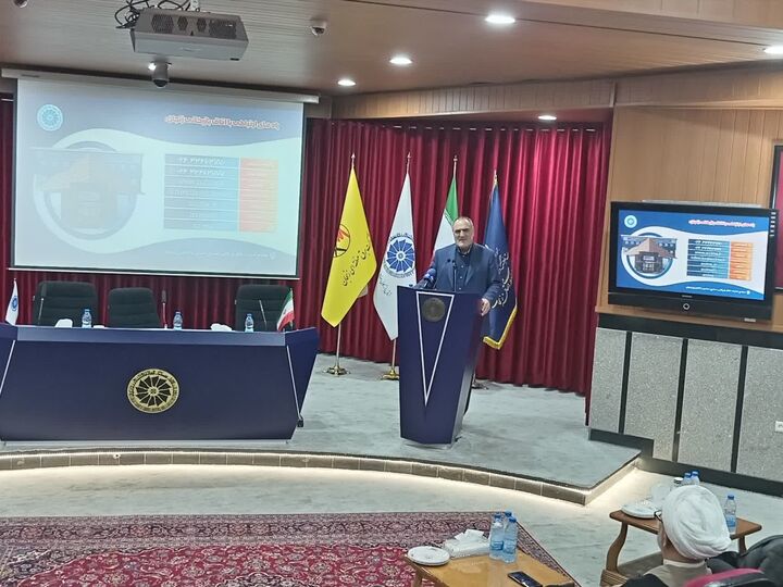 تزریق روحیه امید به جامعه‌ رسالت اصلی خبرنگاران است