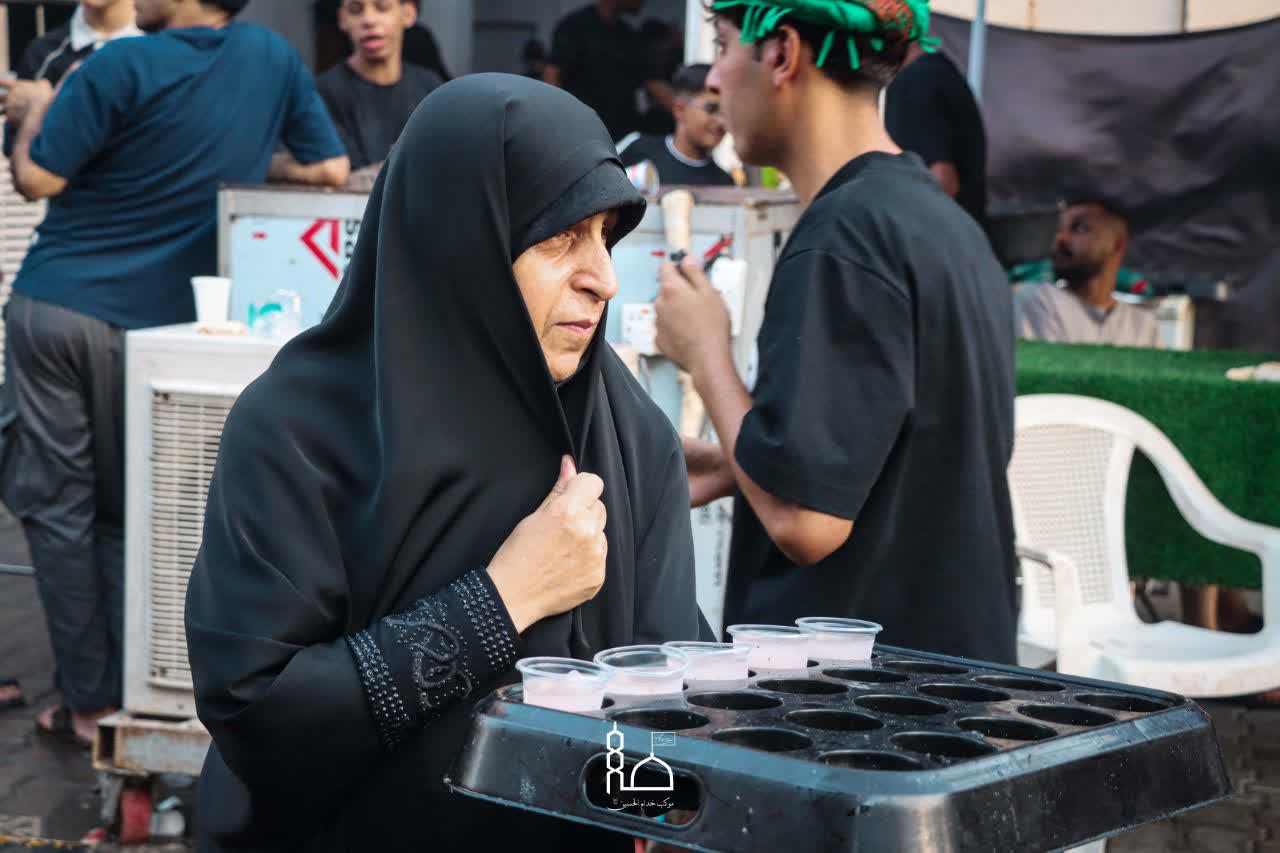 رفع عطش با یخ در بهشت گیلان در گرمای شدید عراق