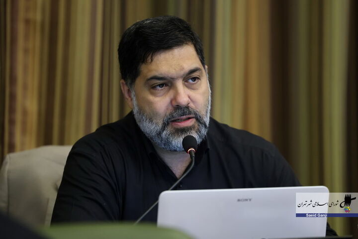 آثار فاخر استاد فرشچیان در قلب مردم ماندگار است