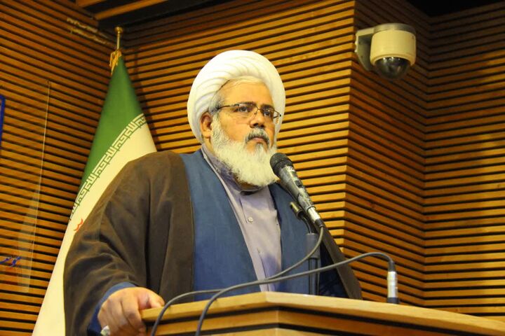 هنر متعهد اثرگذار و تحول آفرین خواهد بود