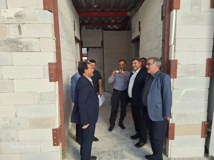 بازدید فرماندار ایلام از پروژه دبیرستان دخترانه ۶ کلاسه سبز 