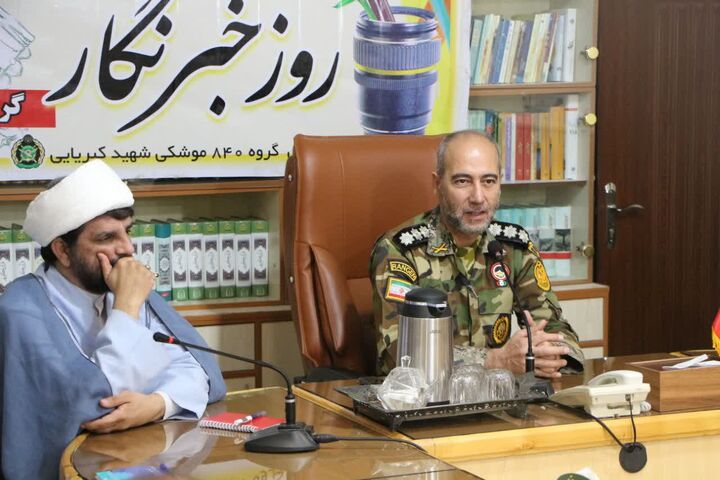 تجلیل ارتش از خبرنگاران حقیقت گو و آزادگان سرافراز آران و بیدگل