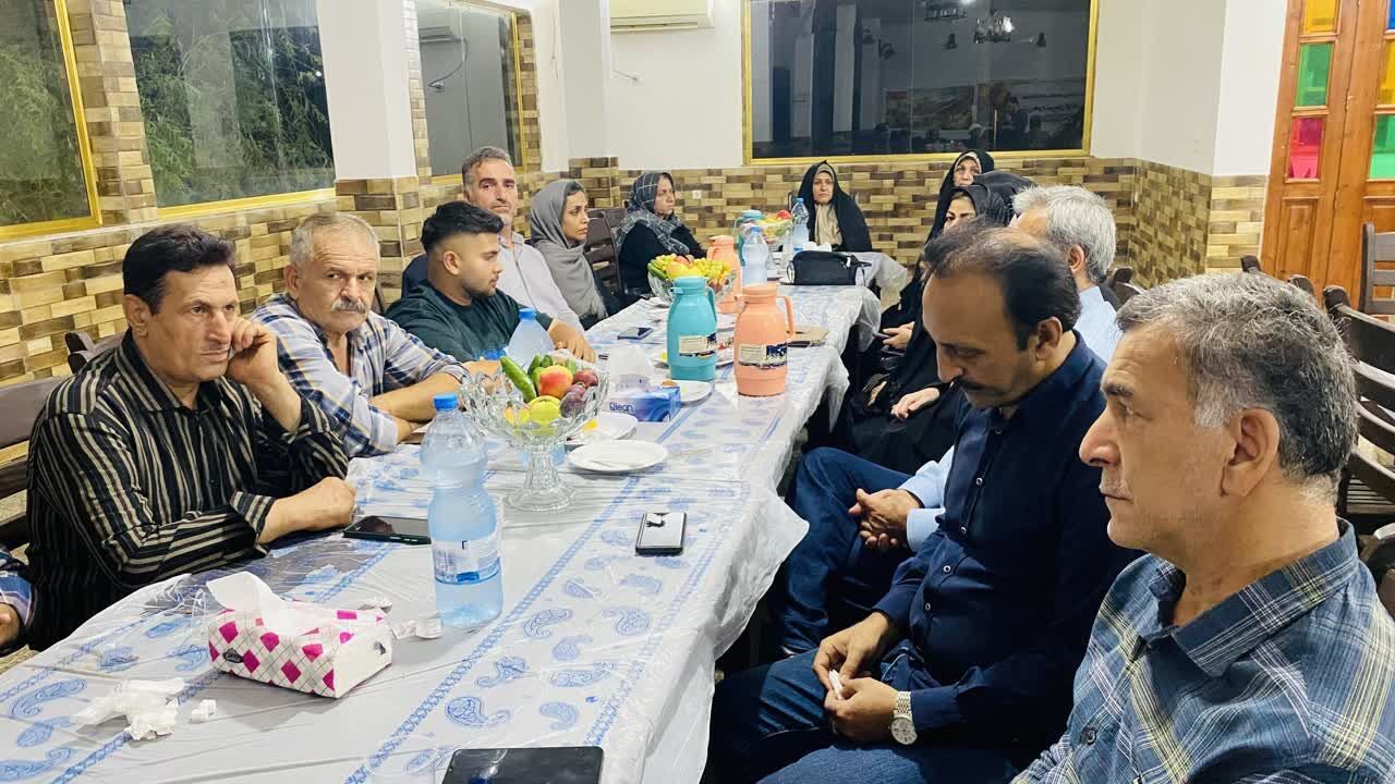 آزادگان اسطورههای جاودانه تاریخ اند که سربلندی ایران اسلامی را رقم زدند