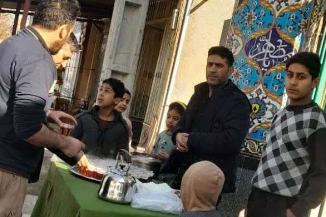 میزبانی عاشقانه موکب‌های کانون های مساجد گلستان از زائران رضوی