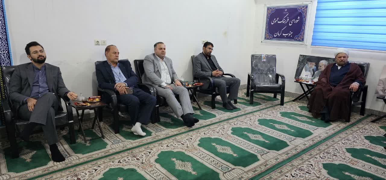 مسجد باید کانون خودسازی، جامعه پردازی و تمدن سازی باشد