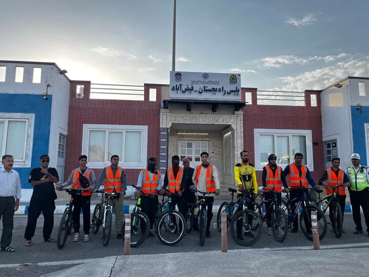 از کویر سه قلعه تا حرم رضوی با رکاب‌های عاشقی