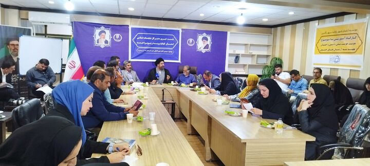 علمداری امام حسین(ع) هم اکنون در دست ملت ایران است