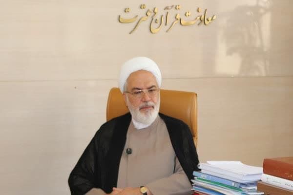 اقامه نماز اولین رکن از ارکان نظام اسلامی است