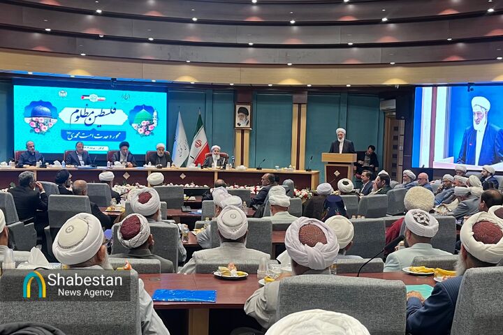 وحدت گلستان ثمره انقلاب اسلامی و رهبری است