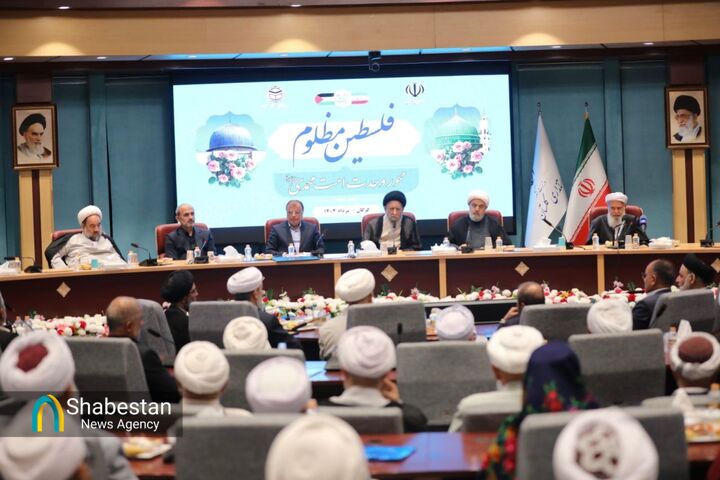 وحدت امت اسلامی از نماز و روزه واجب‌تر است