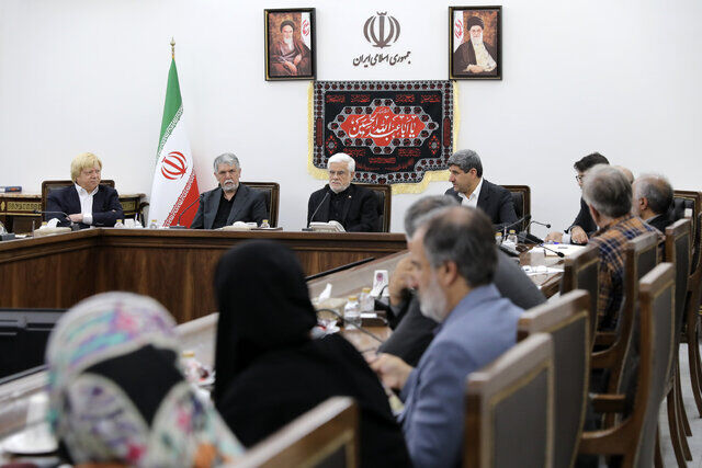 نباید یک نفر و یا شورای تامین شهرستان خلاف نگاه بزرگان برای فرهنگ و هنر کشور تصمیم‌ بگیرد