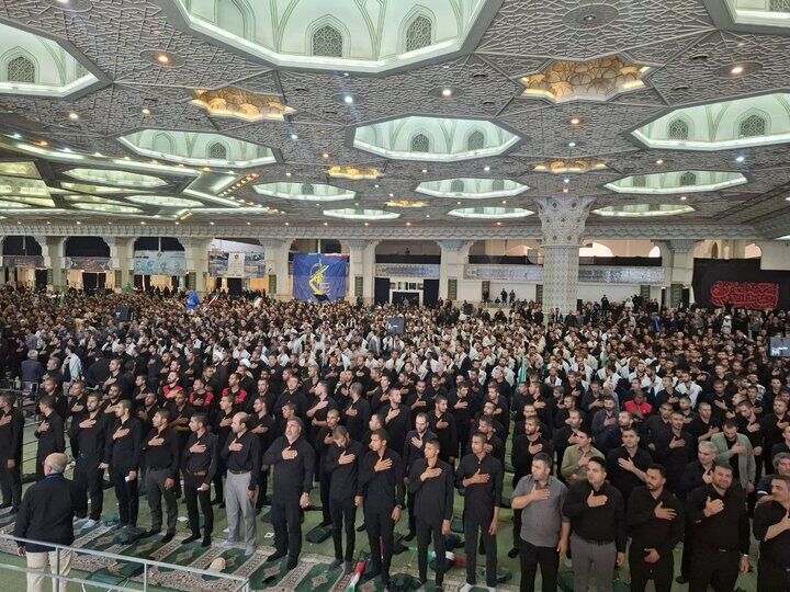 هرگز تسلیم خواسته‌های نامشروع دشمنان نخواهیم شد