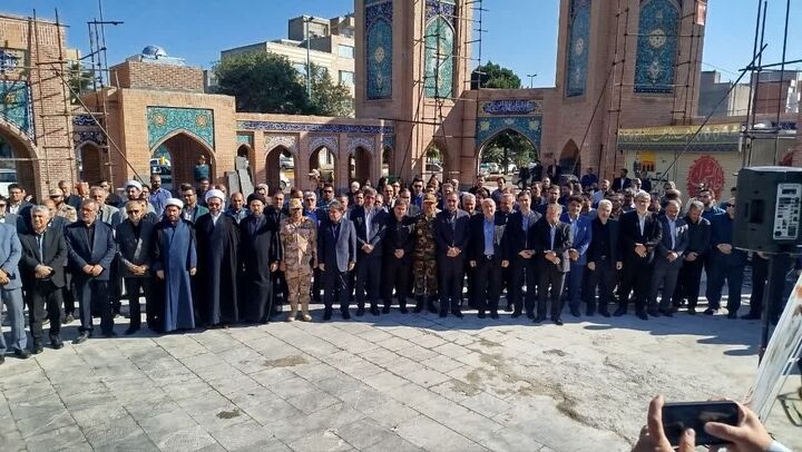 تجدید میثاق با شهدا به مناسبت هفته دولت توسط مسئولین ارشد استان اردبیل