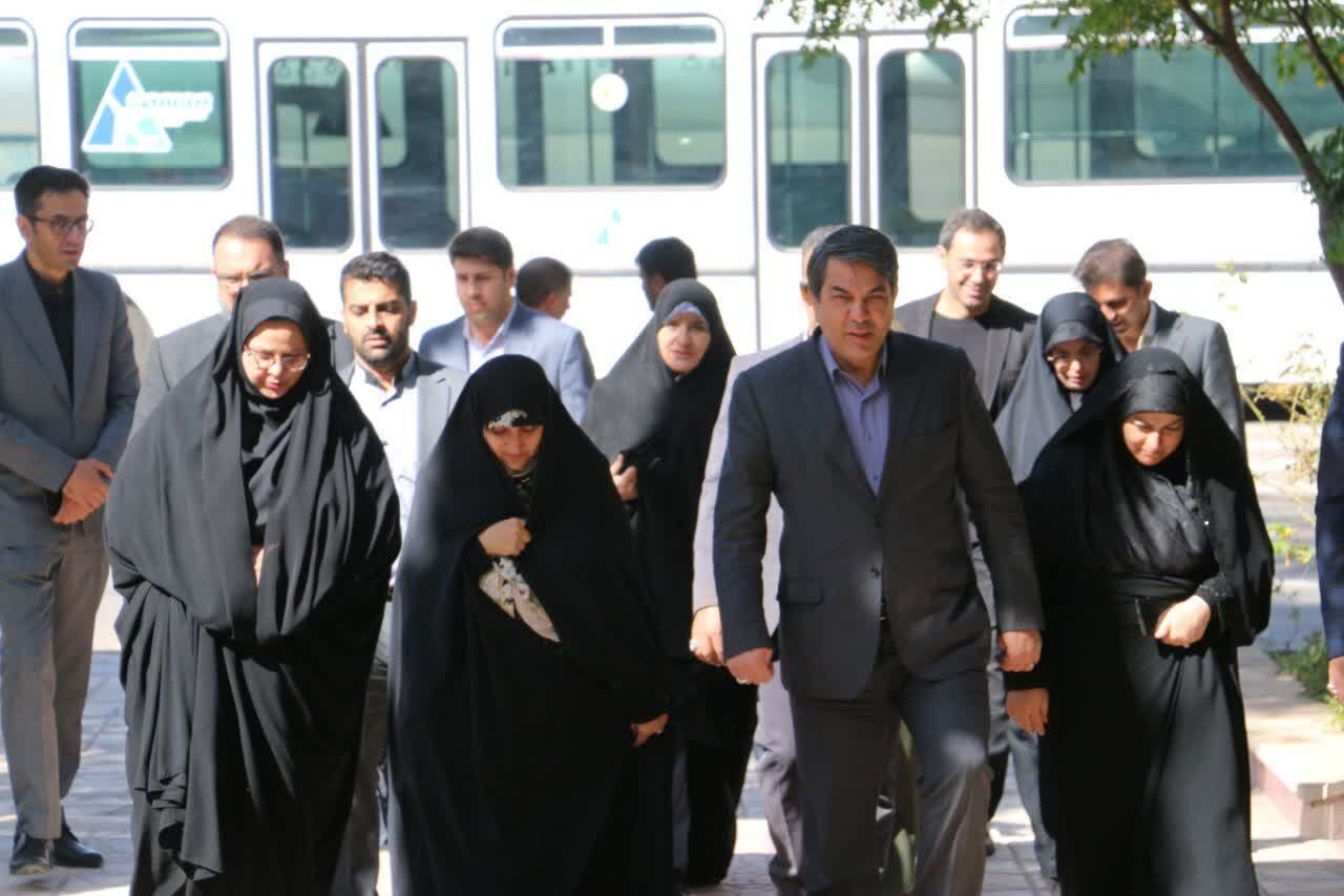 سفر معاون رئیس‌جمهور در امور زنان و خانواده به کرمان