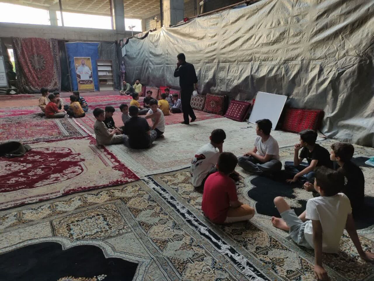 کلاس معارف در کانون فرهنگی و هنری بینات برگزار شد