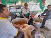 خدمت بی منت مواکب خدام الرضا(ع) به زائران حریم رضوی