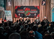 حضور آیت‌الله کریمی جهرمی در میان بچه‌های مسجد