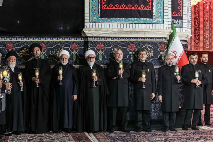 حضور رئیس مجلس و رئیس قوه قضائیه در مراسم شب شهادت امام رضا علیه‌السلام