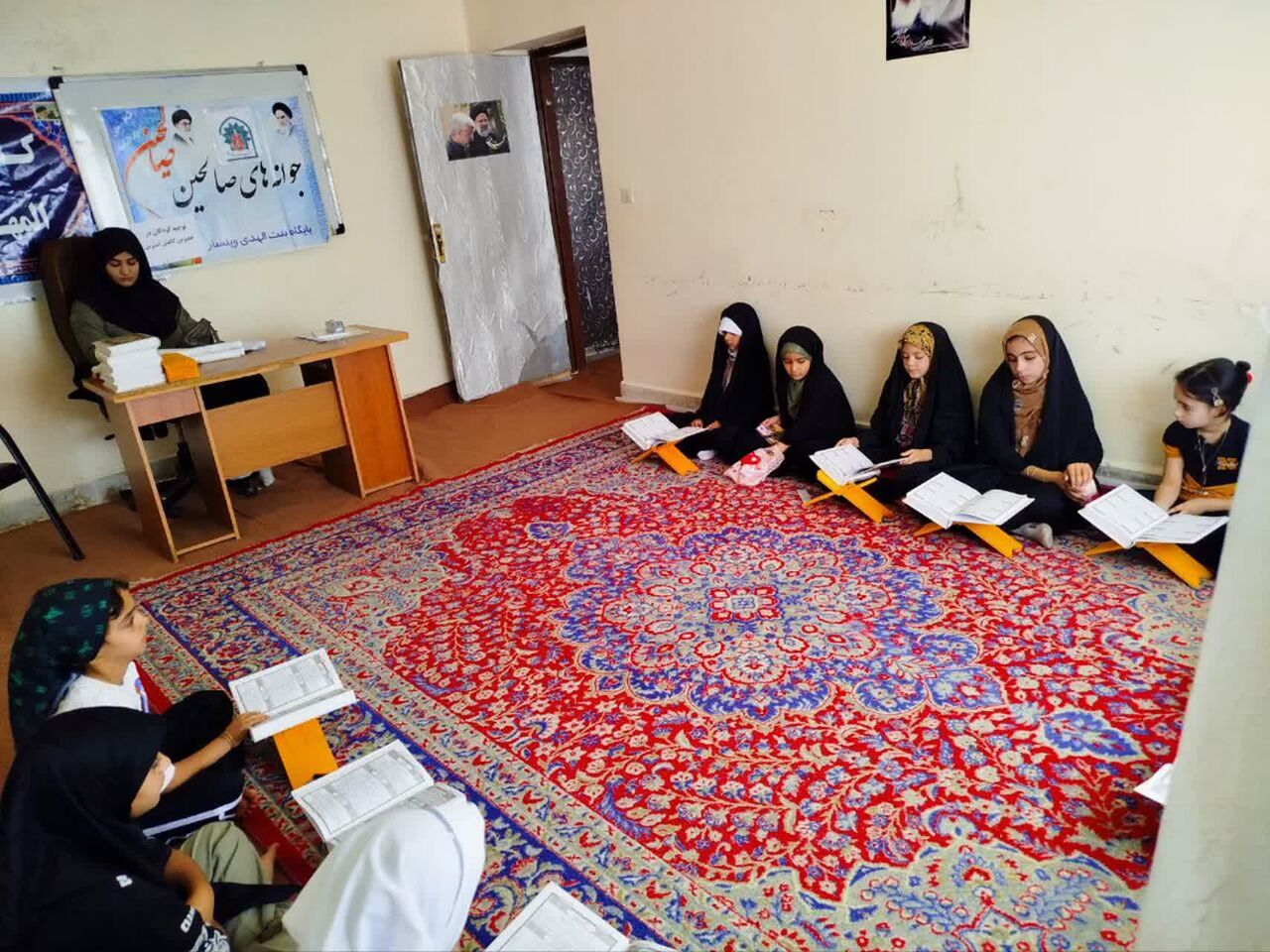 کلاس‌های آموزشی قرآن و کارگاه‌های مهارتی در وینسار برگزار شد