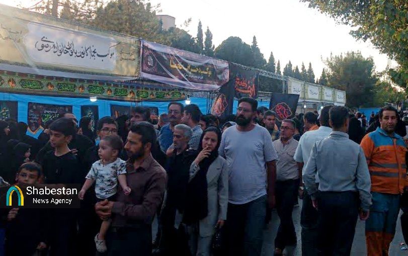 کرمان در سوگ امام رئوف؛ جلوه‌ای باشکوه از عشق رضوی با برپایی بیش از ۵۰ موکب خدمت‌رسانی