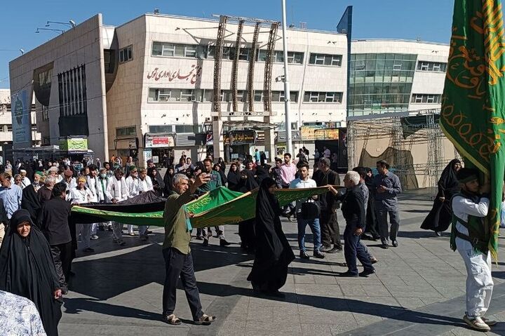 بازگشت کاروان پیاده مشهد به کربلا پس از ۸۸ روز