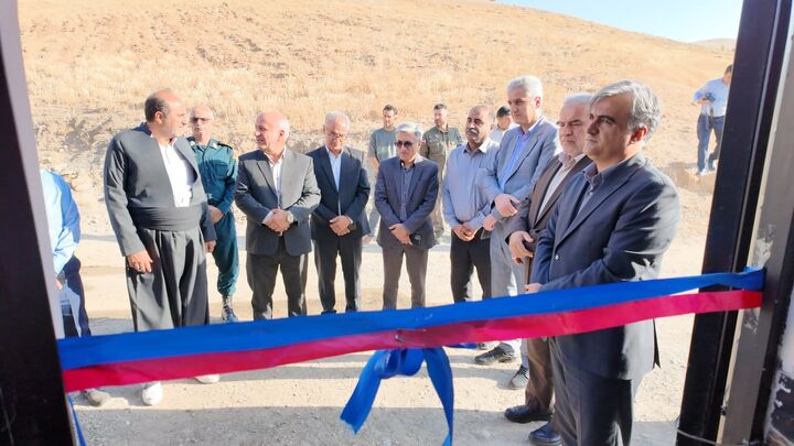 آغاز برنامه‌های هفته دولت با بهره‌برداری از مسکن محرومین در سنندج