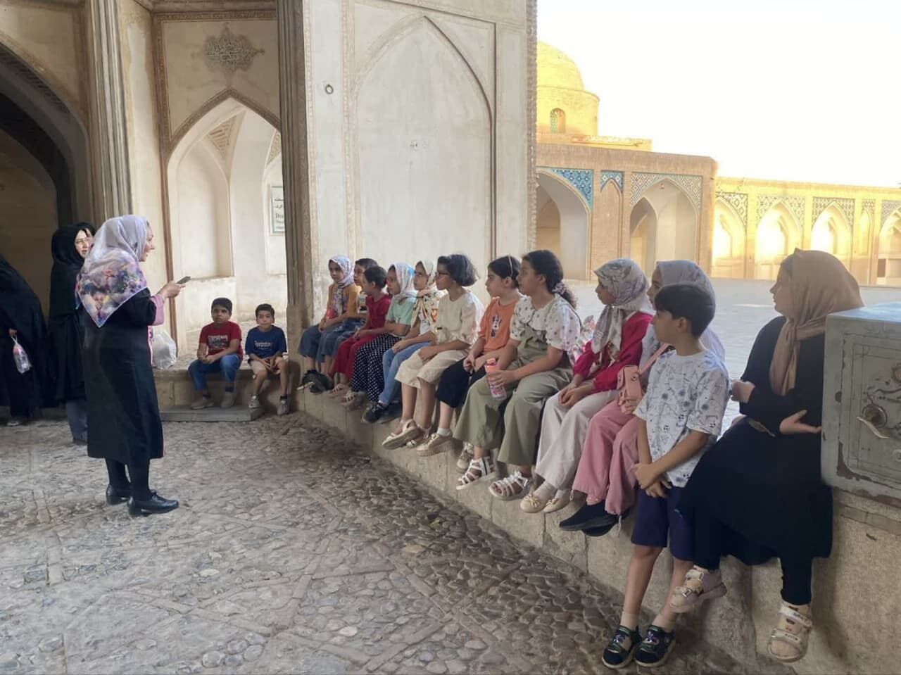 «قاصدک» در مسجد آقا بزرگ کاشان؛ همافزایی کتاب، کودک و گردشگری مذهبی