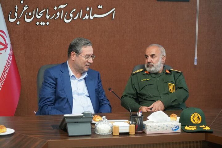 گرامیداشت هفته دولت و تاکید بر وفاق ملی در مسیر خدمت