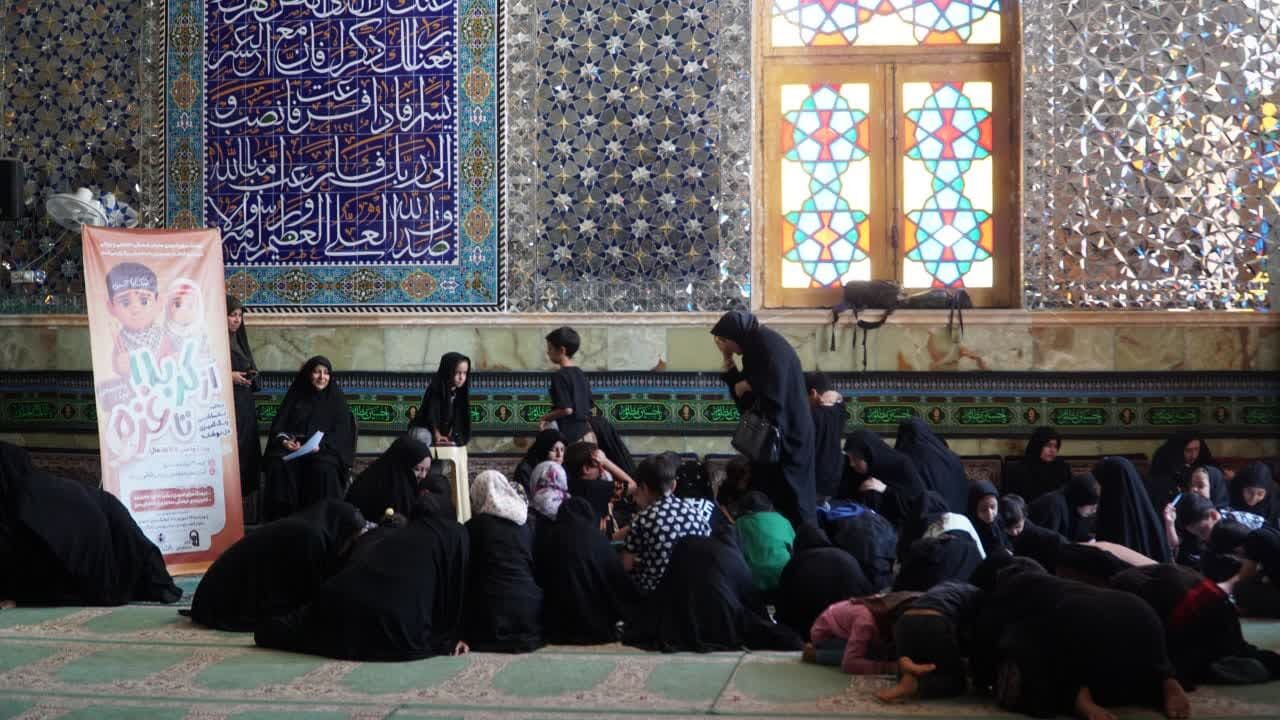 جلوههای ناب صلح و مقاومت در دستان کوچک کاشانیها/ «پیامرسانان کوچک» از کربلا تا غزه، نقش عشق زدند