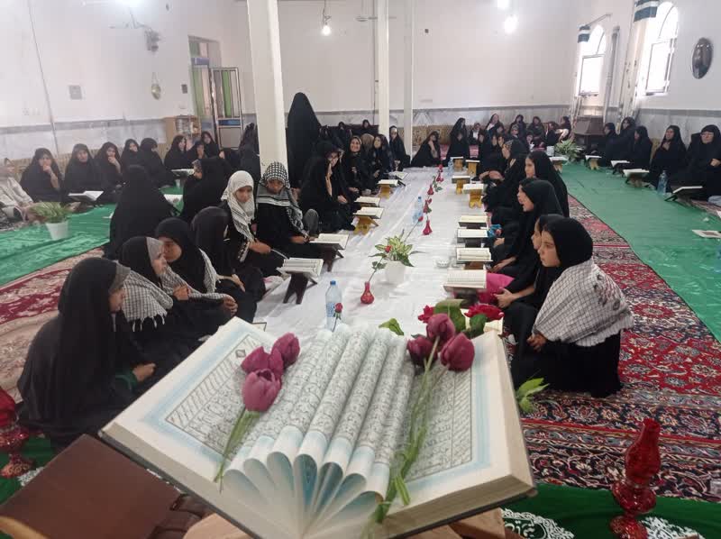 محفل نورانی قرآن کریم " آیه های سرخ" در کالپوش میامی برگزار شد