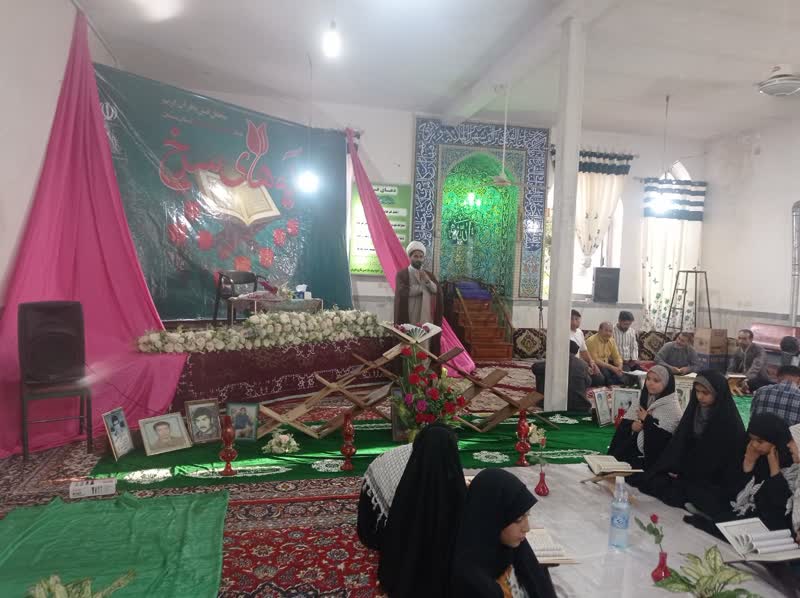 محفل نورانی قرآن کریم " آیه های سرخ" در کالپوش میامی برگزار شد