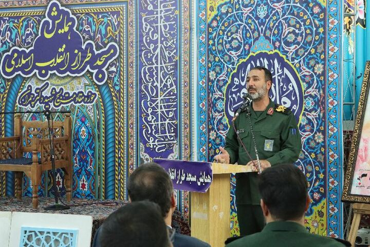 بازگشت به مدیریت محله‌محور؛ مساجد محور مدیریت مردمی باشند