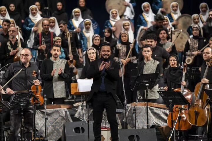 همبستگی ملی در کنسرت ارکستر «شرر» در دو بخش فارسی و کردی