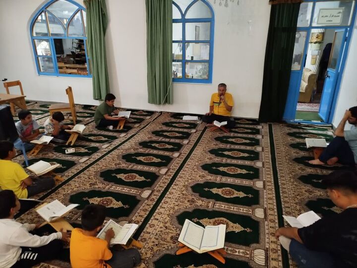 برگزاری مستمر کلاس‌های قرآنی در کانون مجمع قرآن سنندج