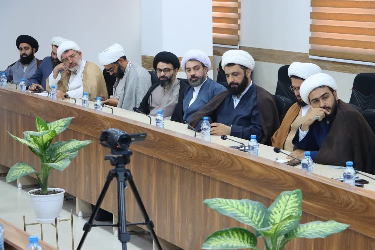 ضرورت برگزاری دوره‌های ضمن خدمت برای مدیران و اساتید حوزه