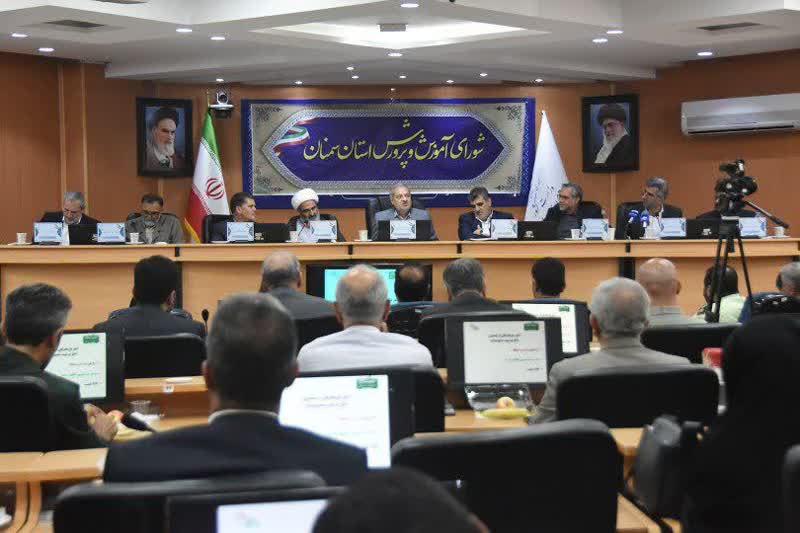 عدالت آموزشی فراتر از توزیع فضا و نیرو/ تکمیل طرحهای نیمهتمام مورد توجه است