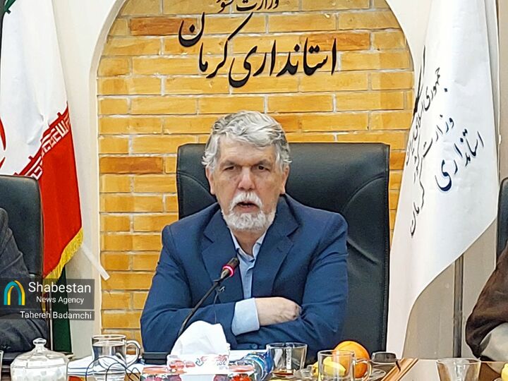 حاج‌قاسم اسطوره معاصر ایران/ تاریخ جهان را می‌شود از چشمان کرمان خواند