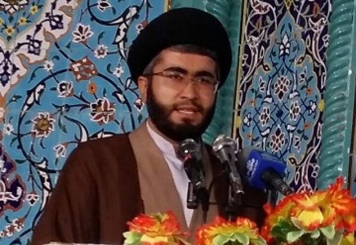 مساجد باید پررونق و دارای برنامه‌های تربیتی باشند