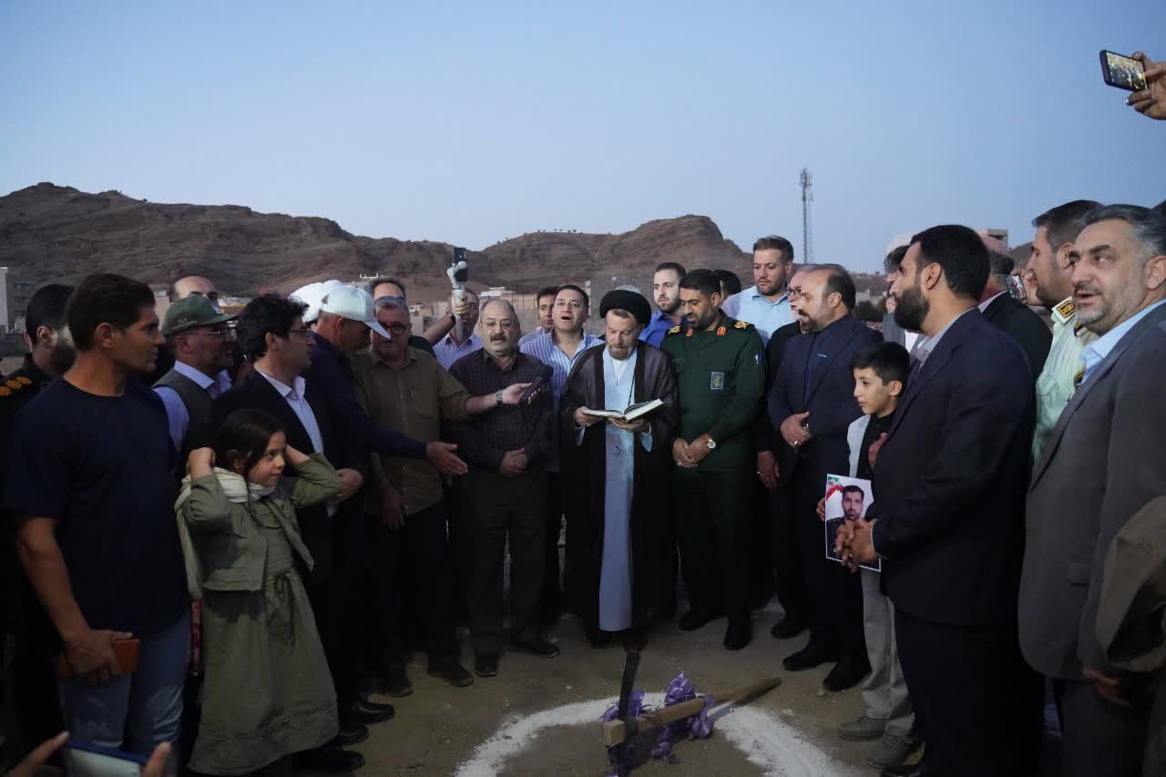 نقش قرارگاه سازندگی خاتمالانبیا در پروژههای زیربنایی لرستان قابل تقدیر است