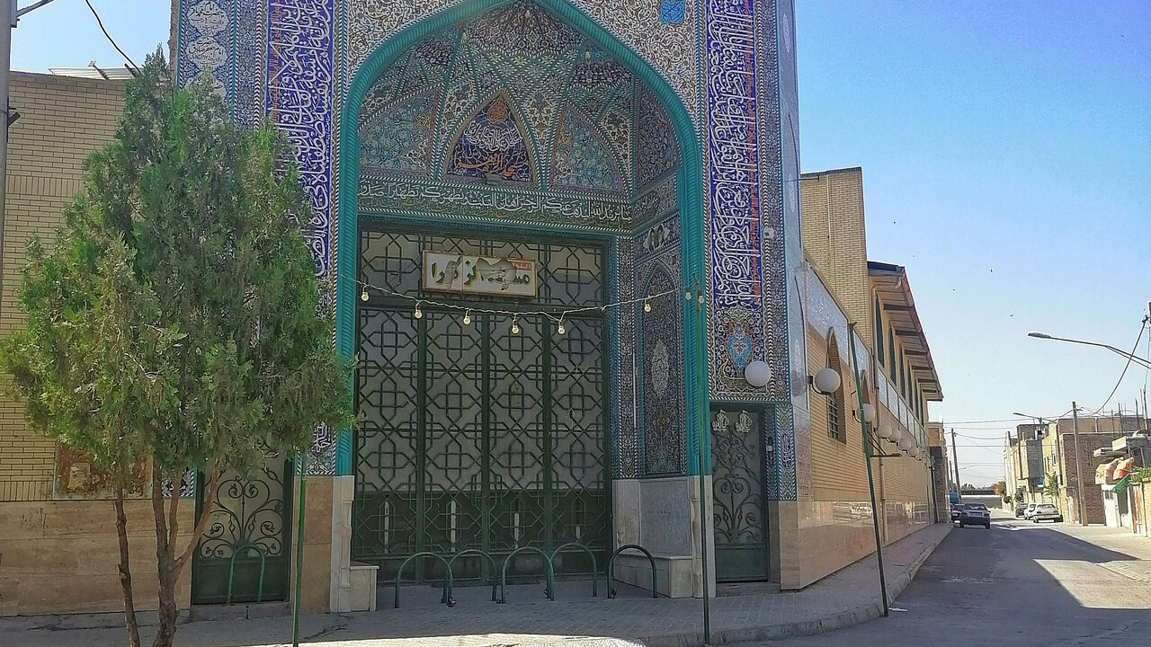 بچههای مسجد پای کار فرهنگی شهر گلدشت ایستادند