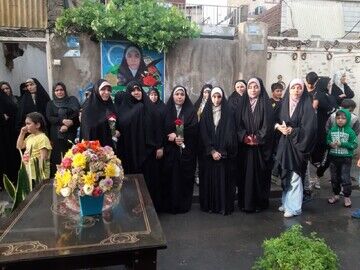 بچه‌های مسجد پای کار فرهنگی شهر گلدشت ایستادند