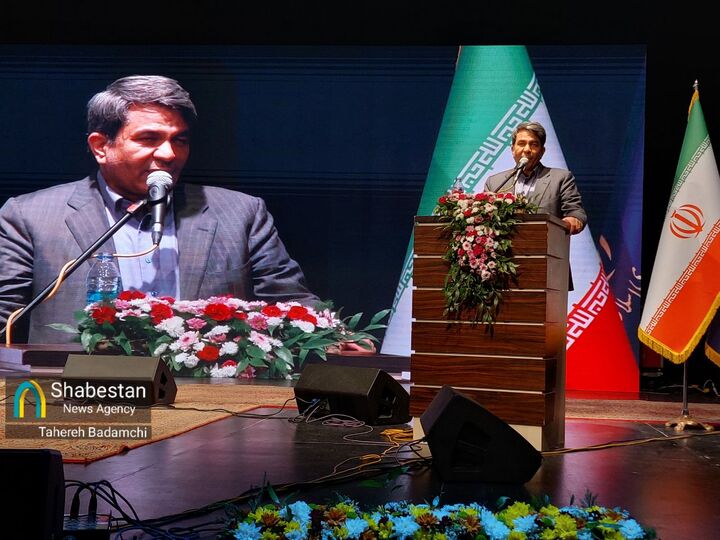 تقویت ارتباط مسئولان و جامعه فرهنگی و هنری