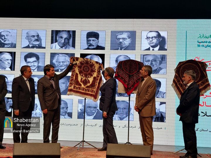 رونمایی از پوستر ۳ جشنواره روستایی با حضور وزیر فرهنگ